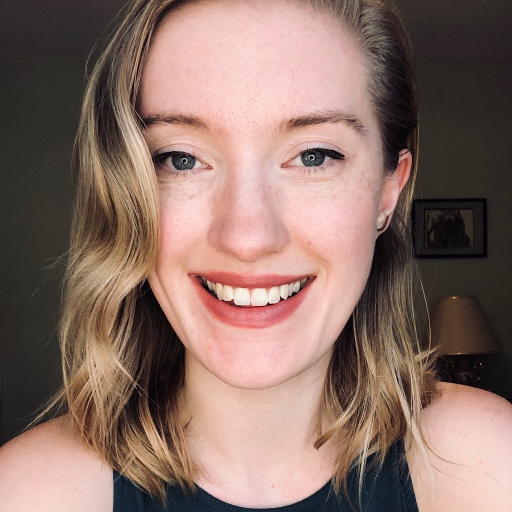 Meet your Posher, Laura